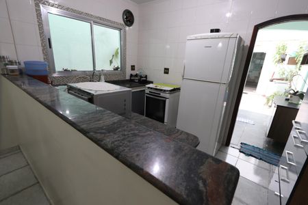 Casa para alugar com 198m², 3 quartos e 1 vagaCozinha