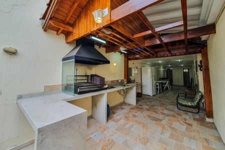 Apartamento à venda com 118m², 3 quartos e 1 vaga Apartamento à venda com 118m², 3 quartos e 1 vagaChurrasqueira