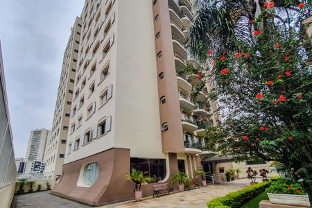 Apartamento à venda com 118m², 3 quartos e 1 vaga Apartamento à venda com 118m², 3 quartos e 1 vagaFachada do bloco
