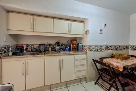 Apartamento à venda com 118m², 3 quartos e 1 vaga Apartamento à venda com 118m², 3 quartos e 1 vagaCozinha