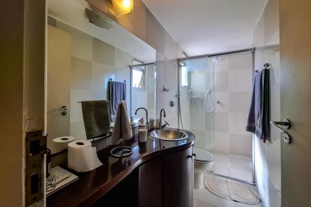 Apartamento à venda com 118m², 3 quartos e 1 vaga Apartamento à venda com 118m², 3 quartos e 1 vagaBanheiro