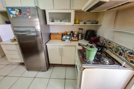 Apartamento à venda com 118m², 3 quartos e 1 vaga Apartamento à venda com 118m², 3 quartos e 1 vagaCozinha