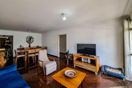 Apartamento à venda com 118m², 3 quartos e 1 vaga Apartamento à venda com 118m², 3 quartos e 1 vagaSala