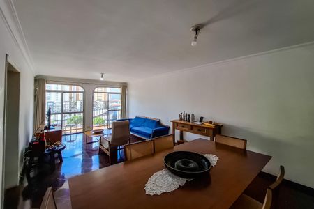 Apartamento à venda com 118m², 3 quartos e 1 vaga Apartamento à venda com 118m², 3 quartos e 1 vagaSala