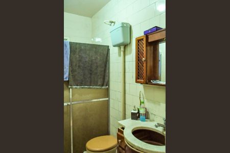 Casa à venda com 185m², 5 quartos e 4 vagasBanheiro Social