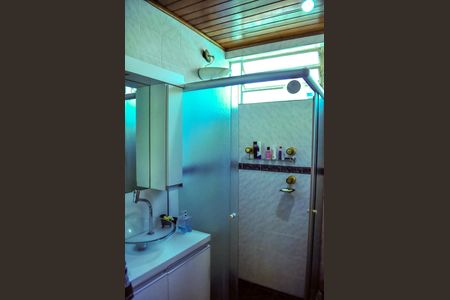 Casa à venda com 185m², 5 quartos e 4 vagasBanheiro/Suíte