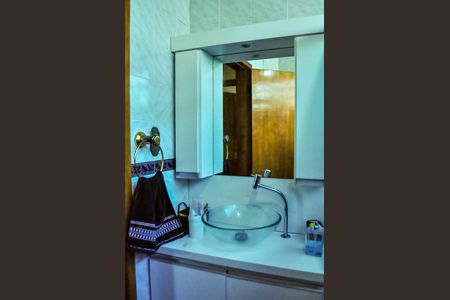 Casa à venda com 185m², 5 quartos e 4 vagasBanheiro/Suíte