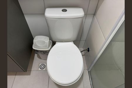 Apartamento para alugar com 50m², 2 quartos e sem vaga Apartamento para alugar com 50m², 2 quartos e sem vagaBanheiro Social