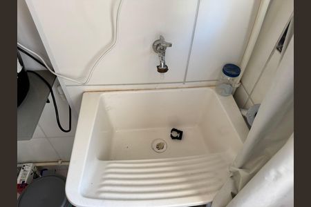 Apartamento para alugar com 50m², 2 quartos e sem vaga Apartamento para alugar com 50m², 2 quartos e sem vagaCozinha e Área de Serviço