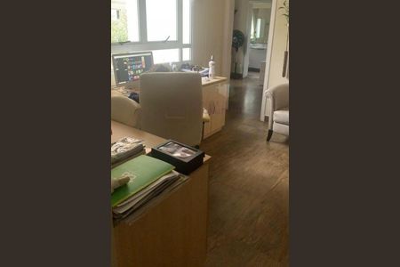 Apartamento à venda com 233m², 4 quartos e 4 vagas