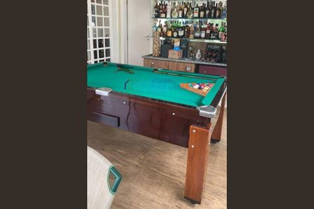 Apartamento à venda com 233m², 4 quartos e 4 vagas