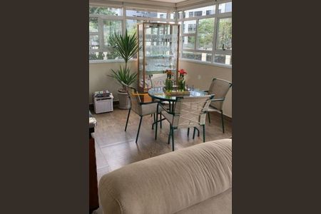 Apartamento à venda com 233m², 4 quartos e 4 vagas