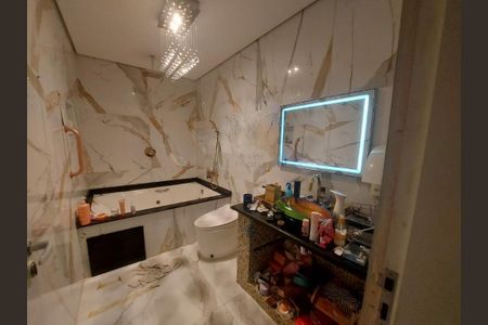 Casa à venda com 390m², 4 quartos e 4 vagas