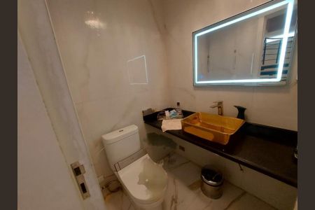 Casa à venda com 390m², 4 quartos e 4 vagas