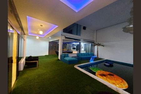 Casa à venda com 390m², 4 quartos e 4 vagas