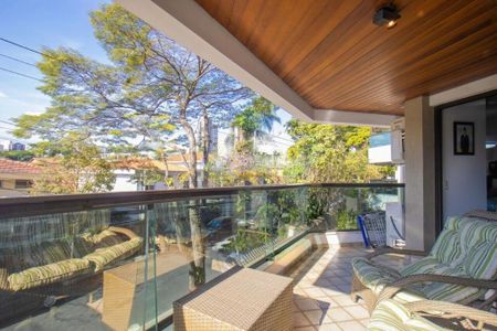 Apartamento à venda com 143m², 3 quartos e 2 vagas