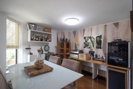 Apartamento à venda com 143m², 3 quartos e 2 vagas