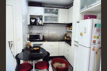 Apartamento à venda com 99m², 2 quartos e 2 vagas