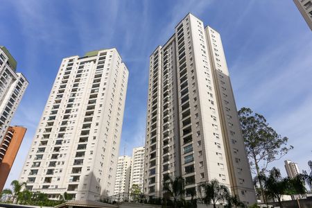 Apartamento à venda com 70m², 3 quartos e 2 vagasFachada