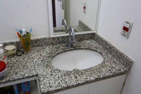 Apartamento à venda com 70m², 3 quartos e 2 vagasBanheiro da Suíte
