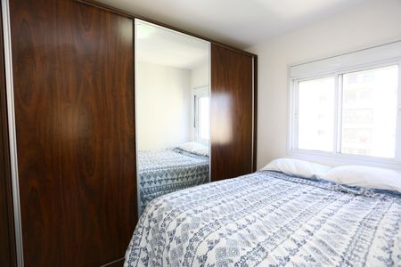 Apartamento à venda com 70m², 3 quartos e 2 vagasQuarto 2