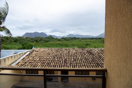 Casa de condomínio à venda com 600m², 4 quartos e 5 vagas Casa de condomínio à venda com 600m², 4 quartos e 5 vagasVaranda Quarto 2