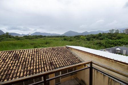 Casa de condomínio à venda com 600m², 4 quartos e 5 vagas Casa de condomínio à venda com 600m², 4 quartos e 5 vagasVaranda Quarto 1