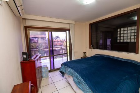 Casa de condomínio à venda com 600m², 4 quartos e 5 vagas Casa de condomínio à venda com 600m², 4 quartos e 5 vagasSuíte 1