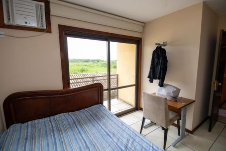 Casa de condomínio à venda com 600m², 4 quartos e 5 vagas Casa de condomínio à venda com 600m², 4 quartos e 5 vagasQuarto 2