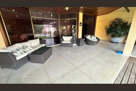 Casa de condomínio à venda com 600m², 4 quartos e 5 vagas Casa de condomínio à venda com 600m², 4 quartos e 5 vagasÁrea gourmet