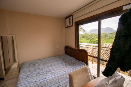 Casa de condomínio à venda com 600m², 4 quartos e 5 vagas Casa de condomínio à venda com 600m², 4 quartos e 5 vagasQuarto 2