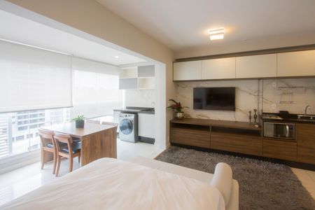 Apartamento para alugar com 33m², 1 quarto e 1 vagaStudio