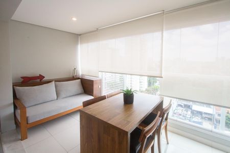 Apartamento para alugar com 33m², 1 quarto e 1 vagaStudio