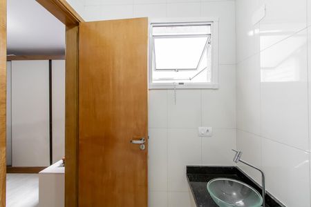 Casa de condomínio à venda com 95m², 2 quartos e 2 vagas Casa de condomínio à venda com 95m², 2 quartos e 2 vagasBanheiro da Suíte 1