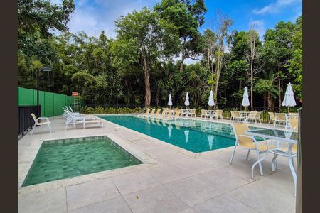 Casa de condomínio à venda com 62m², 2 quartos e 1 vagaÁrea comum