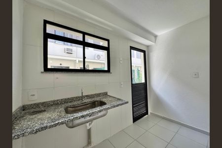 Casa de condomínio à venda com 62m², 2 quartos e 1 vagaCozinha