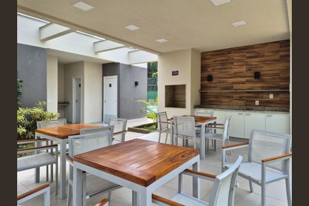 Casa de condomínio à venda com 62m², 2 quartos e 1 vagaÁrea comum