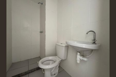 Casa de condomínio à venda com 62m², 2 quartos e 1 vagaBanheiro Social