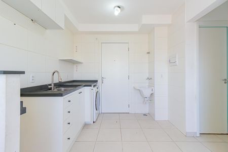 Apartamento para alugar com 32m², 2 quartos e sem vaga Apartamento para alugar com 32m², 2 quartos e sem vagaCozinha e Área de Serviço