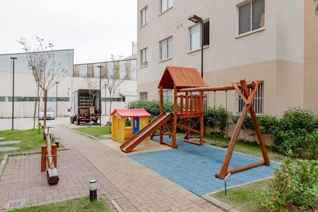 Apartamento para alugar com 32m², 2 quartos e sem vaga Apartamento para alugar com 32m², 2 quartos e sem vagaÁrea comum - Playground