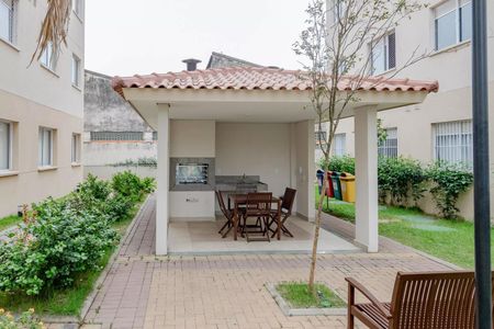 Apartamento para alugar com 32m², 2 quartos e sem vaga Apartamento para alugar com 32m², 2 quartos e sem vagaÁrea comum - Churrasqueira