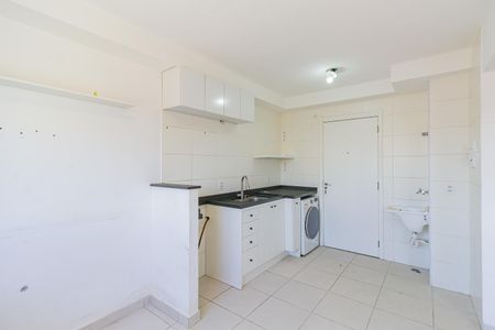 Apartamento para alugar com 32m², 2 quartos e sem vaga Apartamento para alugar com 32m², 2 quartos e sem vagaSala/Cozinha