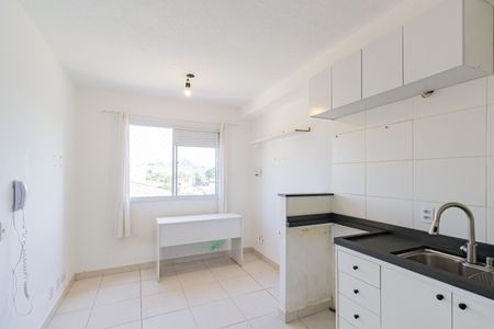 Sala/Cozinha de apartamento para alugar com 2 quartos, 32m² em Vila Socorro, São Paulo