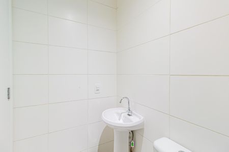 Apartamento para alugar com 32m², 2 quartos e sem vaga Apartamento para alugar com 32m², 2 quartos e sem vagaBanheiro