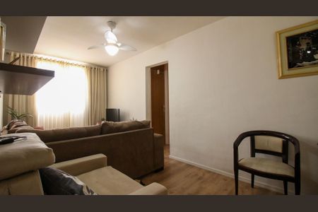 Apartamento à venda com 62m², 2 quartos e 1 vagaSala