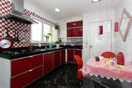 Apartamento à venda com 173m², 3 quartos e 3 vagasCozinha