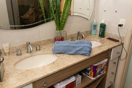 Apartamento à venda com 173m², 3 quartos e 3 vagasBanheiro da Suíte 3