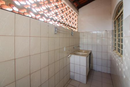 Casa para alugar com 100m², 4 quartos e 1 vagaÁrea de Serviço