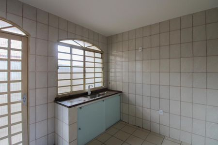 Casa para alugar com 100m², 4 quartos e 1 vagaCozinha