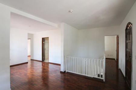 Casa para alugar com 100m², 4 quartos e 1 vagaSala 1